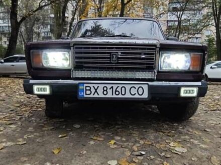 Красный ВАЗ 2107, объемом двигателя 1.5 л и пробегом 170 тыс. км за 850 $, фото 1 на Automoto.ua