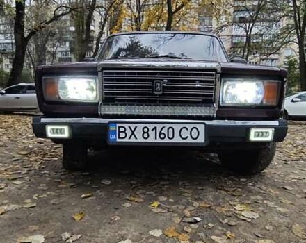 Красный ВАЗ 2107, объемом двигателя 1.5 л и пробегом 170 тыс. км за 850 $, фото 1 на Automoto.ua