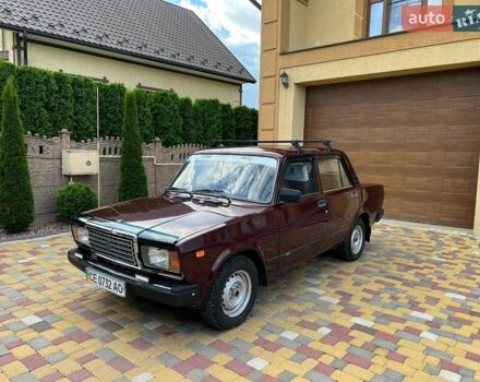 Красный ВАЗ 2107, объемом двигателя 1.5 л и пробегом 25 тыс. км за 1500 $, фото 1 на Automoto.ua
