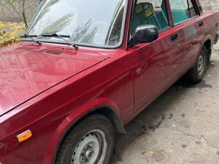 Красный ВАЗ 2107, объемом двигателя 1.5 л и пробегом 145 тыс. км за 1600 $, фото 1 на Automoto.ua