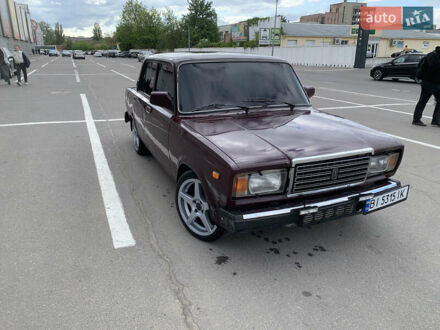 ВАЗ 2107 2008 у Полтаві на Automoto.ua Червоний ВАЗ 2107, об'ємом двигуна 1.7 л та пробігом 73 тис. км за 2750 $, фото 1 на Automoto.ua