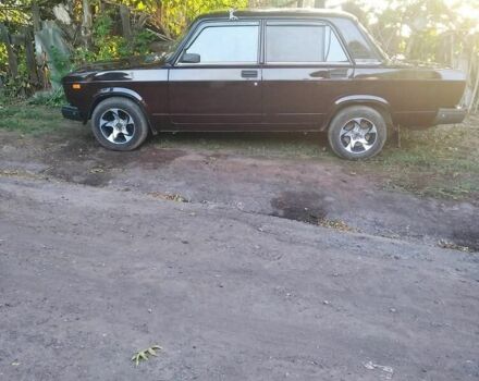 Красный ВАЗ 2107, объемом двигателя 6 л и пробегом 98 тыс. км за 1452 $, фото 1 на Automoto.ua