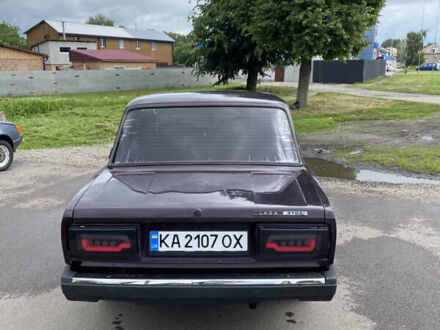 ВАЗ 2107 2009 в Яготине на Automoto.ua Красный ВАЗ 2107, объемом двигателя 1.5 л и пробегом 130 тыс. км за 2150 $, фото 1 на Automoto.ua