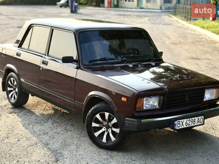 ВАЗ 2107 2009 в Теофиполь на Automoto.ua Красный ВАЗ 2107, объемом двигателя 1.57 л и пробегом 60 тыс. км за 1650 $, фото 1 на Automoto.ua