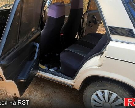 ВАЗ 2107 1988 в Житомире на Automoto.ua ВАЗ 2107, объемом двигателя 1.5 л и пробегом 350 тыс. км за 699 $, фото 5 на Automoto.ua