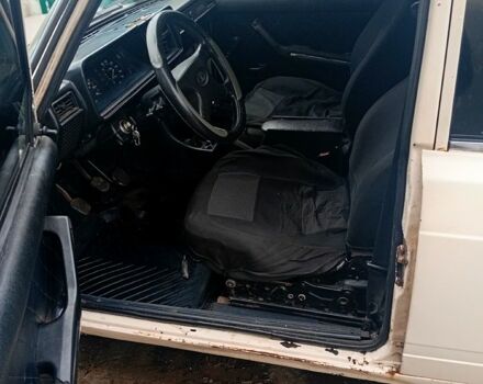 ВАЗ 2107, объемом двигателя 1.5 л и пробегом 56 тыс. км за 500 $, фото 4 на Automoto.ua