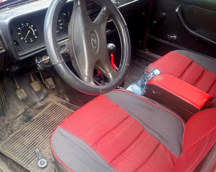 ВАЗ 2107, объемом двигателя 1.5 л и пробегом 0 тыс. км за 750 $, фото 2 на Automoto.ua