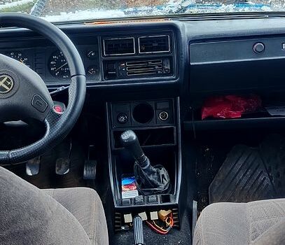 ВАЗ 2107, объемом двигателя 1.5 л и пробегом 0 тыс. км за 1100 $, фото 4 на Automoto.ua