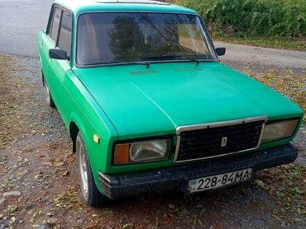 ВАЗ 2107 1987 в Виннице на Automoto.ua ВАЗ 2107, объемом двигателя 1.7 л и пробегом 0 тыс. км за 750 $, фото 1 на Automoto.ua