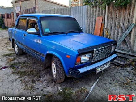 ВАЗ 2107 1988 в Изюме на Automoto.ua ВАЗ 2107, объемом двигателя 1.5 л и пробегом 90 тыс. км за 500 $, фото 1 на Automoto.ua