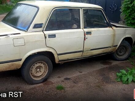 ВАЗ 2107 1989 в Первомайск на Automoto.ua ВАЗ 2107, объемом двигателя 1.5 л и пробегом 0 тыс. км за 200 $, фото 1 на Automoto.ua