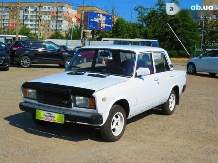 ВАЗ 2107 1990 в Кропивницком (Кировограде) на Automoto.ua ВАЗ 2107, объемом двигателя 0 л и пробегом 83 тыс. км за 1700 $, фото 1 на Automoto.ua
