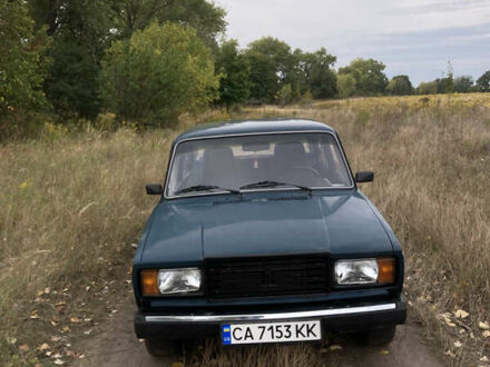 ВАЗ 2107 2001 в Черкассах на Automoto.ua ВАЗ 2107, объемом двигателя 1.5 л и пробегом 400 тыс. км за 800 $, фото 1 на Automoto.ua