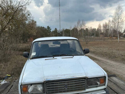 ВАЗ 2107 2004 в Заречном на Automoto.ua ВАЗ 2107, объемом двигателя 1.45 л и пробегом 74 тыс. км за 650 $, фото 1 на Automoto.ua