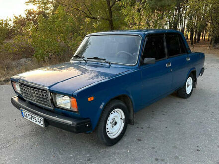 ВАЗ 2107 2004 у Мерефа на Automoto.ua ВАЗ 2107, об'ємом двигуна 1.5 л та пробігом 100 тис. км за 2000 $, фото 1 на Automoto.ua