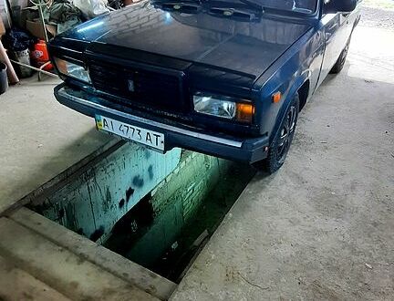 ВАЗ 2107 2006 у Вінниці на Automoto.ua ВАЗ 2107, об'ємом двигуна 15 л та пробігом 0 тис. км за 1000 $, фото 1 на Automoto.ua