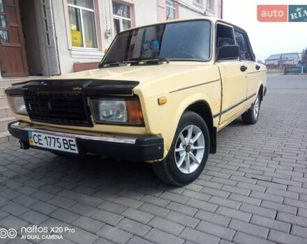 Желтый ВАЗ 2107, объемом двигателя 1.5 л и пробегом 112 тыс. км за 850 $, фото 3 на Automoto.ua