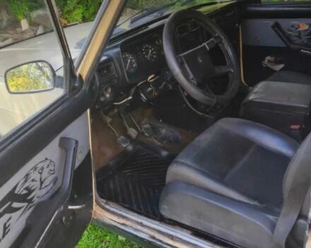 Желтый ВАЗ 2107, объемом двигателя 1.3 л и пробегом 290 тыс. км за 405 $, фото 2 на Automoto.ua