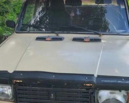 Желтый ВАЗ 2107, объемом двигателя 1.3 л и пробегом 290 тыс. км за 405 $, фото 1 на Automoto.ua