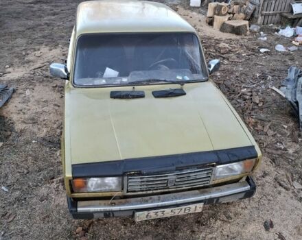 Желтый ВАЗ 2107, объемом двигателя 0 л и пробегом 100 тыс. км за 500 $, фото 1 на Automoto.ua