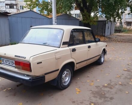 Желтый ВАЗ 2107, объемом двигателя 1.5 л и пробегом 120 тыс. км за 750 $, фото 2 на Automoto.ua