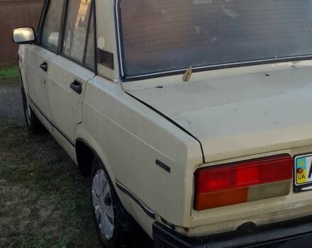 Жовтий ВАЗ 2107, об'ємом двигуна 1.5 л та пробігом 1 тис. км за 619 $, фото 3 на Automoto.ua