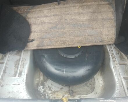 Сірий ВАЗ 2107, об'ємом двигуна 1.6 л та пробігом 100 тис. км за 2000 $, фото 7 на Automoto.ua