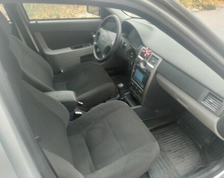 Сірий ВАЗ 2107, об'ємом двигуна 1.6 л та пробігом 100 тис. км за 2000 $, фото 5 на Automoto.ua