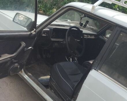 Серый ВАЗ 2107, объемом двигателя 1.5 л и пробегом 1000 тыс. км за 381 $, фото 4 на Automoto.ua