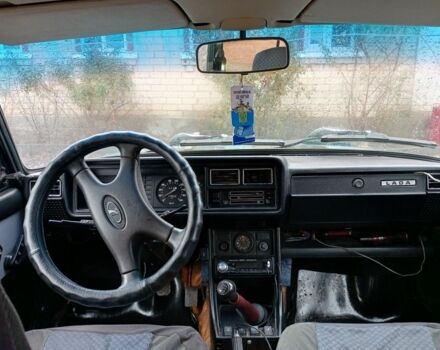 Серый ВАЗ 2107, объемом двигателя 1.5 л и пробегом 1000 тыс. км за 1400 $, фото 4 на Automoto.ua