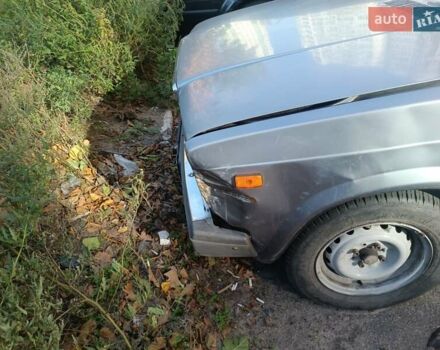 Серый ВАЗ 2107, объемом двигателя 1.6 л и пробегом 100 тыс. км за 1000 $, фото 4 на Automoto.ua