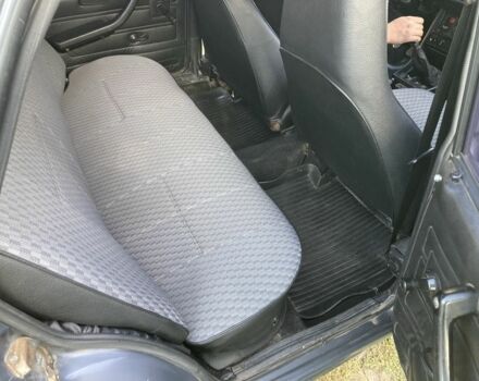 Серый ВАЗ 2107, объемом двигателя 1.5 л и пробегом 150 тыс. км за 950 $, фото 6 на Automoto.ua