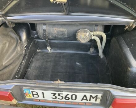 Серый ВАЗ 2107, объемом двигателя 1.5 л и пробегом 150 тыс. км за 950 $, фото 4 на Automoto.ua