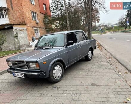 Серый ВАЗ 2107, объемом двигателя 1.5 л и пробегом 187 тыс. км за 1250 $, фото 1 на Automoto.ua