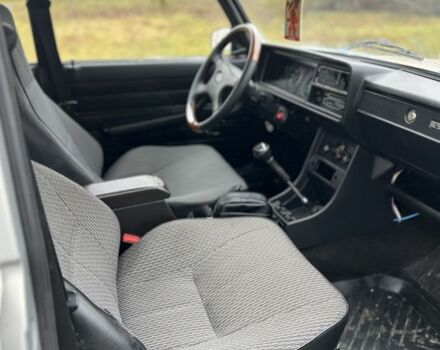 Сірий ВАЗ 2107, об'ємом двигуна 1.5 л та пробігом 113 тис. км за 800 $, фото 10 на Automoto.ua