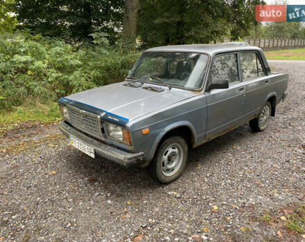 Серый ВАЗ 2107, объемом двигателя 1.5 л и пробегом 320 тыс. км за 850 $, фото 1 на Automoto.ua