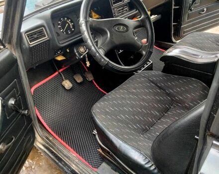 Серый ВАЗ 2107, объемом двигателя 1.5 л и пробегом 0 тыс. км за 2000 $, фото 3 на Automoto.ua