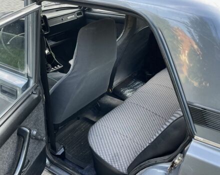Серый ВАЗ 2107, объемом двигателя 1.5 л и пробегом 92 тыс. км за 1900 $, фото 6 на Automoto.ua