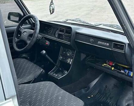 Сірий ВАЗ 2107, об'ємом двигуна 1.5 л та пробігом 29 тис. км за 2350 $, фото 4 на Automoto.ua