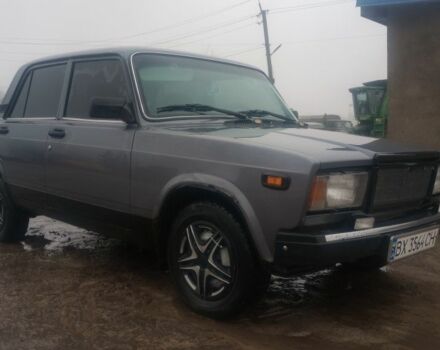 Серый ВАЗ 2107, объемом двигателя 1.5 л и пробегом 200 тыс. км за 1550 $, фото 1 на Automoto.ua