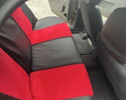 Серый ВАЗ 2107, объемом двигателя 1.6 л и пробегом 195 тыс. км за 2300 $, фото 6 на Automoto.ua