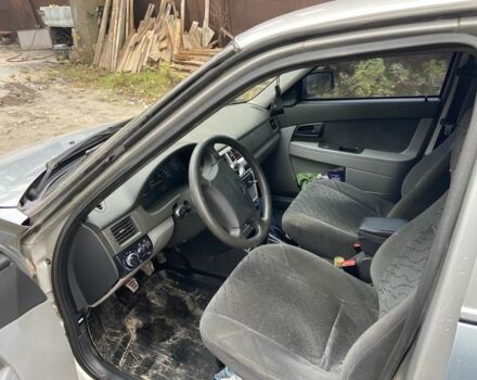 Серый ВАЗ 2107, объемом двигателя 1.6 л и пробегом 300 тыс. км за 2100 $, фото 4 на Automoto.ua