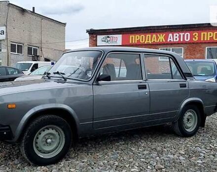 Серый ВАЗ 2107, объемом двигателя 1.6 л и пробегом 18 тыс. км за 2950 $, фото 1 на Automoto.ua