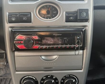 Сірий ВАЗ 2107, об'ємом двигуна 1.6 л та пробігом 195 тис. км за 3000 $, фото 4 на Automoto.ua