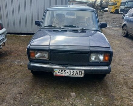 Серый ВАЗ 2107, объемом двигателя 1 л и пробегом 200 тыс. км за 550 $, фото 1 на Automoto.ua