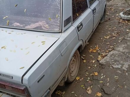 Серый ВАЗ 2107, объемом двигателя 1.5 л и пробегом 70 тыс. км за 691 $, фото 1 на Automoto.ua