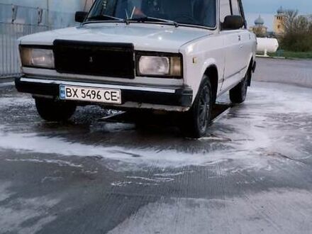 Серый ВАЗ 2107, объемом двигателя 1.5 л и пробегом 250 тыс. км за 798 $, фото 1 на Automoto.ua