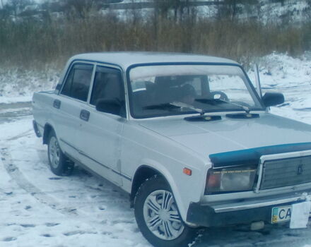Серый ВАЗ 2107, объемом двигателя 1.5 л и пробегом 100 тыс. км за 1200 $, фото 1 на Automoto.ua