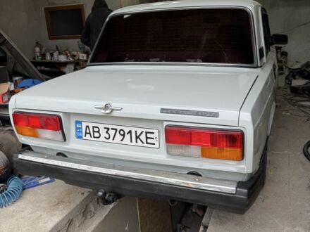 ВАЗ 2107 1990 у Вінниці на Automoto.ua Сірий ВАЗ 2107, об'ємом двигуна 1.5 л та пробігом 65 тис. км за 650 $, фото 1 на Automoto.ua