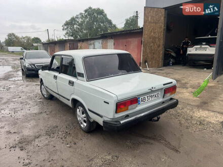 ВАЗ 2107 1990 в Виннице на Automoto.ua Серый ВАЗ 2107, объемом двигателя 1.45 л и пробегом 69 тыс. км за 650 $, фото 1 на Automoto.ua